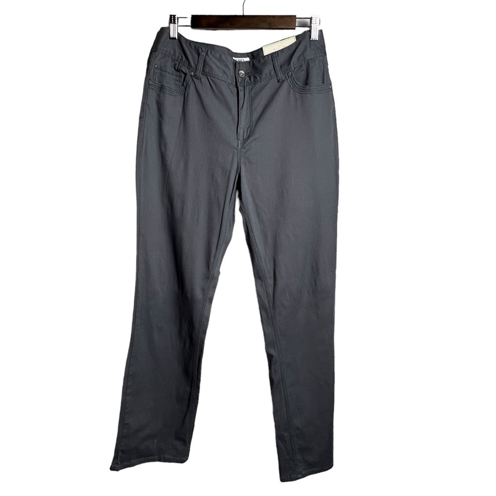 CATO Pants Women's Size 12 Low Rise Bootcut Gray Stretch NWT with Flaw